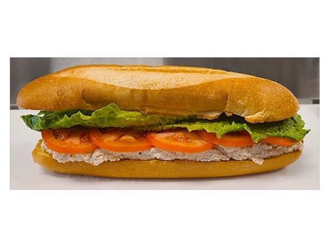 MANHATTAN CHICKEN SALAD SUB.