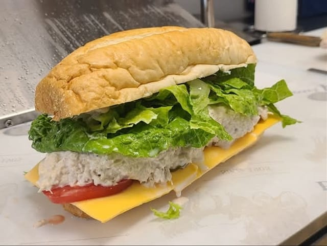 MANHATTAN ALBACORE TUNA SUB.