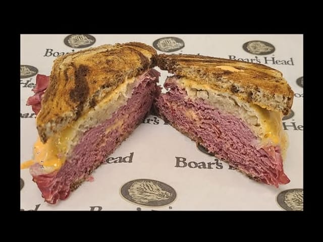 REUBEN CLASSIC.